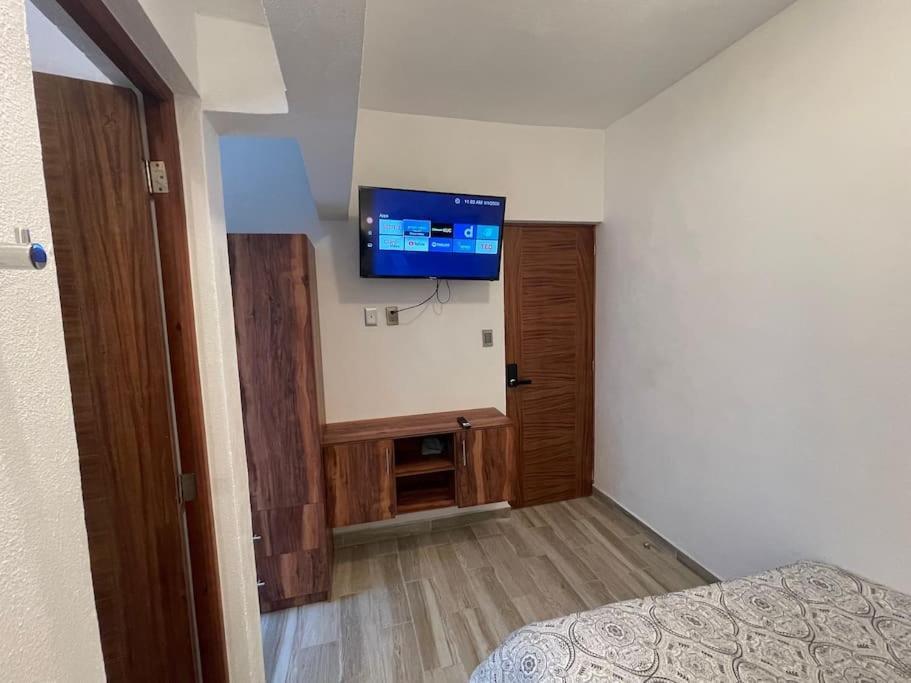 Suites C O V A D O N G A Mexico City Rum bild